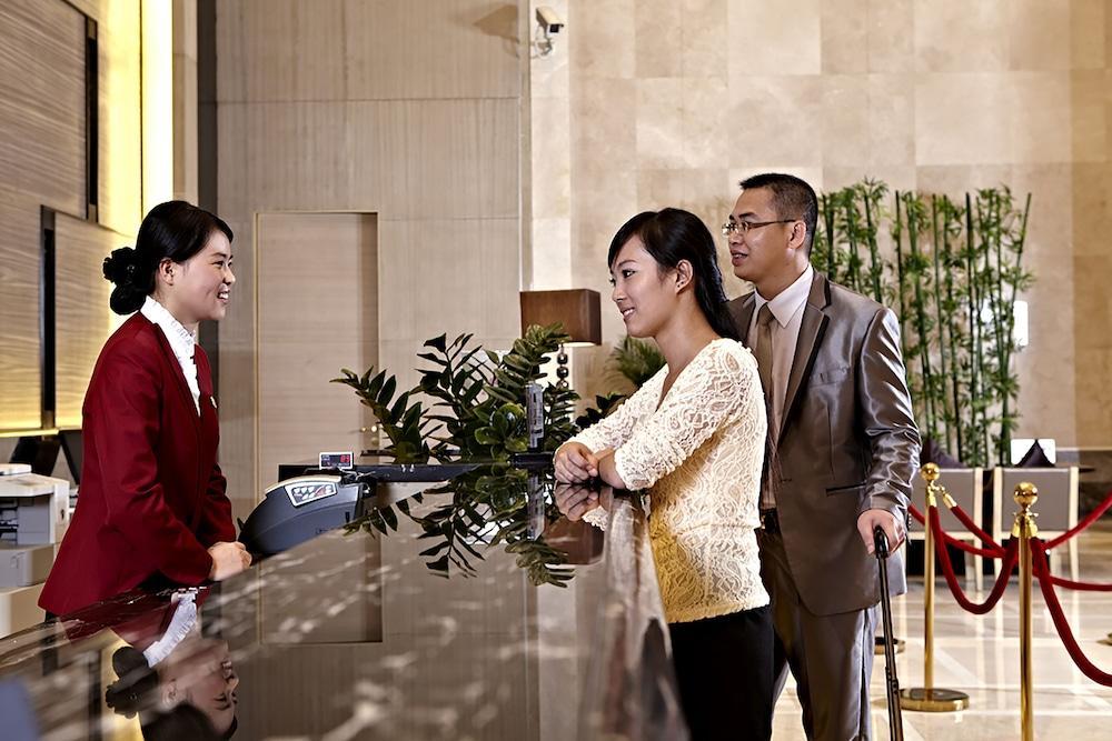 Pearl River International Hotel（International Textile City） Guangzhou Exteriör bild